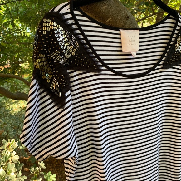 Romeo & Juliet Black & White Striped T-shirt Dres - Picture 2 of 4